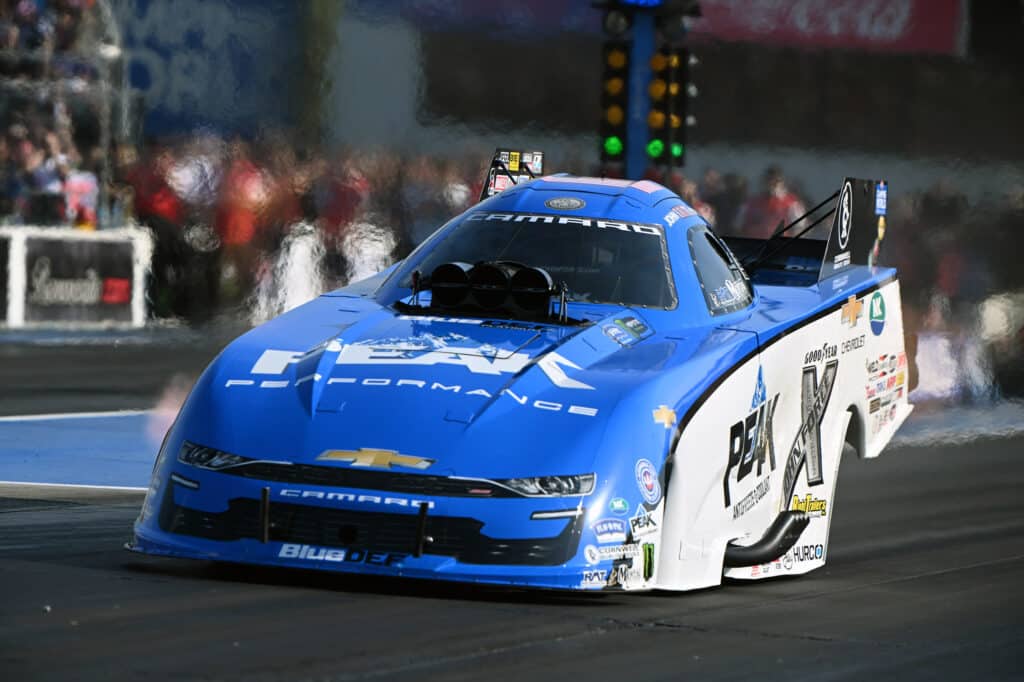 John Force And Peak Look To Cap Season With A Win At Nhra Finals John Force Racing